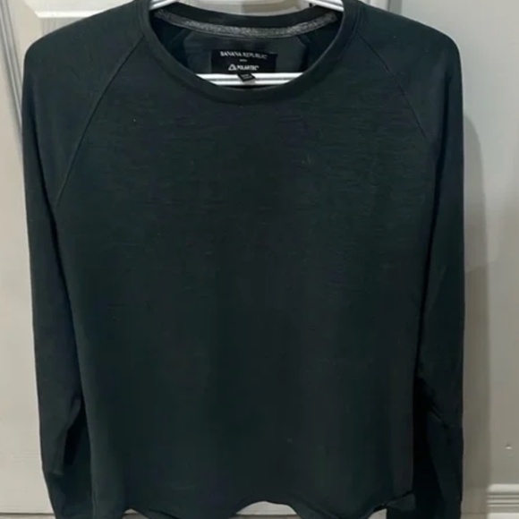 Men's Sweater Collection - Picture 3 of 10